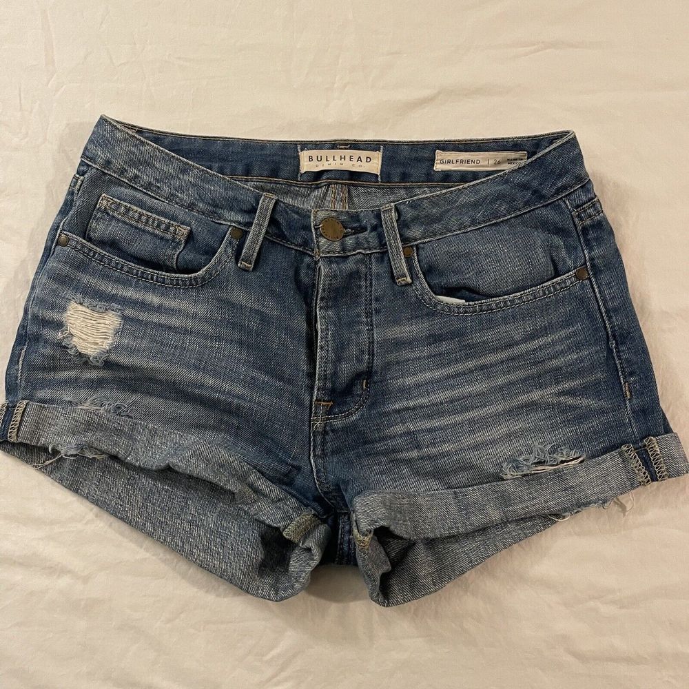 Bullhead Girlfriend Shorts Size 26 Button Fly Cuffed Distressed